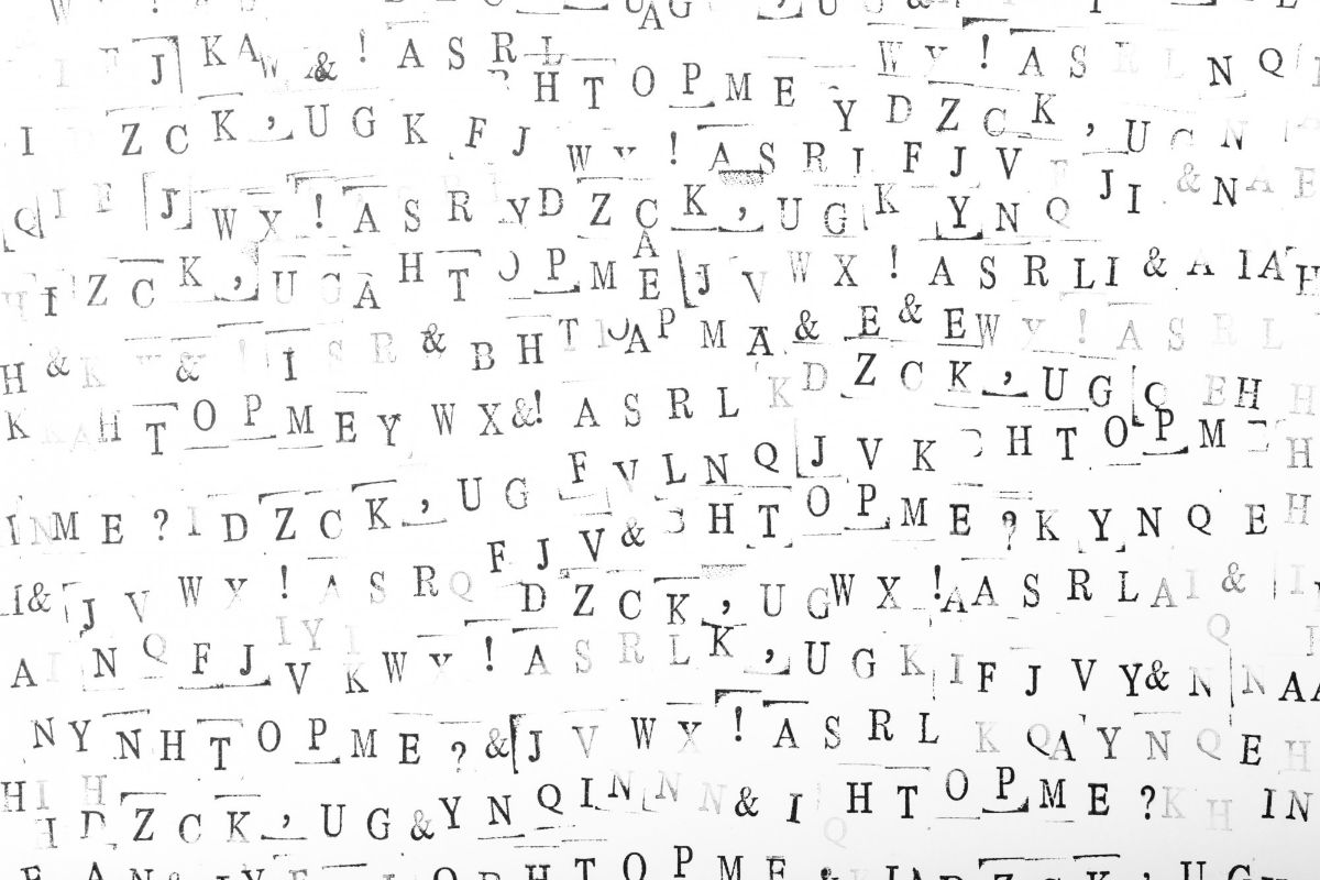 Una parola non vale l’altra | La doppia lingua della poesia
