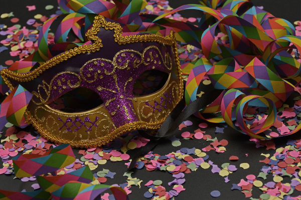 À la découverte des fêtes françaises : Chandeleur, Mardi Gras et Carnaval